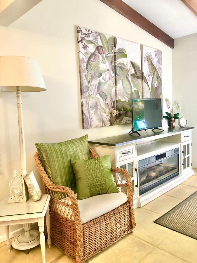 Cooroy Eden Rest Bed & Breakfast エクステリア 写真