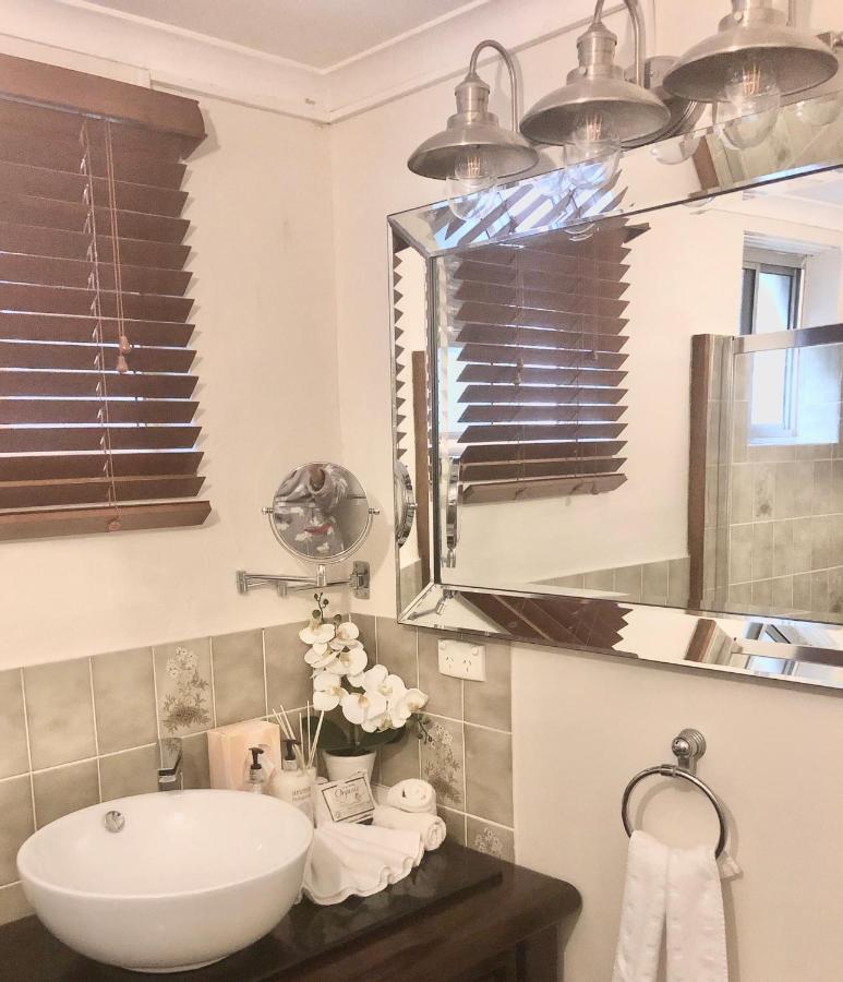 Cooroy Eden Rest Bed & Breakfast エクステリア 写真